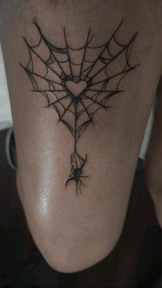 tatu corazón de telaraña Black Widow Web Tattoo, Zawleczki Co Oznacza, Spider Web Tattoo Shaded, Heart Web Spider Tattoo, Spider Web Tattoo On Knee, Simple Black Widow Tattoo, Between Breast Tattoos For Women Big, Spider Web Throat Tattoo, Spider Elbow Tattoos For Women