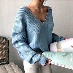 Brand Name: SURWENYUEPattern Type: SolidClothing Length: RegularMaterial: WoolMaterial: PolyesterMaterial: CashmereCollar: V-NeckOrigin: CN(Origin)Season: Spring/AutumnSleeve Length(cm): FullSleeve Style: RegularThickness: Thick Winter)Style: Office LadyPattern: A-straightAge: Ages 18-35 Years OldPercentage of Material: 71%-80%Gender: WOMENMaterial Composition: woolFunctional: Keep Warm and Emit HeatSize: Average SizeFabric: Acrylic FiberPattern: Solid ColorStyle: CommuterThe Collar: V-neckWoole Christmas Winter Outfits, White Sweater Women, Minimalist Top, Refined Fashion, Design Hoodie, Winter Sweatshirt, Spring Women, Women Sweater, Outfit Look