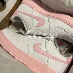 Brand New. Size 6.5 Youth Tenis Air Force, Rave Shoes, Nike Shoes Women Fashion, Pretty Sneakers, White Air Force 1, Nike Fashion Shoes, Preppy Shoes, Pretty Shoes Sneakers, Womens Air Jordans