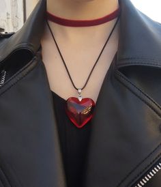 Sunglasses Outfit, Shaped Sunglasses, Heart Shaped Sunglasses, Heart Sunglasses, Red Aesthetic, Girly Jewelry