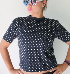 1980s POLKA DOTS Crop Top Tee...size small to medium womens....top. 1980s .1990s. black and white. h Trendy Polka Dot Short Sleeve Tops, Trendy Short Sleeve Tops With Polka Dot Pattern, Retro Polka Dot Tops For Spring, Summer Polka Dot Crew Neck Top, Spring Polka Dot Retro Tops, Fitted Polka Dot Cute Tops, Trendy Polka Dot Cotton Tops, Cute Fitted Polka Dot Tops, Fitted Cute Polka Dot Tops