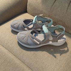 New Easy Spirit Explorer24 E-Splash Sandles **(Size Tags Still Attached To Bottom Of Sandals) Comfortable Gray Sandals For Summer, Gray Flat Sandals For The Beach, Gray Sandals For Summer Vacation, Comfortable Gray Sandals For Vacation, Comfortable Sandals For Outdoor Spring Activities, Spring Sandals For Outdoor Activities, Casual Closed Toe Gray Sandals, Casual Gray Closed Toe Sandals, Casual Gray Synthetic Sandals