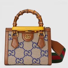 Gucci SIZE : 20X16X10CM Trendy Tote, Christmas Bags, Gucci Bags, Sierra Leone, Luxury Accessories, Grade 1, Xmas Gifts, Travel Luggage, Bottega Veneta