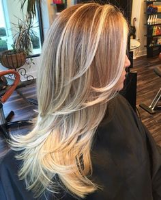 Long Layered Haircut With Blonde Balayage Cute Layered Hairstyles, Cuts For Long Hair, Rambut Brunette, Layered Hairstyles, Long Layered Haircuts, Blonde Hair Looks, Brown Blonde Hair, Long Blonde, Long Layered Hair