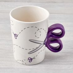 Scissors Handle Novelty Haberdashers Mug Purple Sewing Cup Drink Gift Scissors Design, Sewing Tape Measure, Seam Rippers, Sewing Scissors, Drink Gift, Novelty Mugs, Sewing Box, Sewing Gifts, Sewing Room