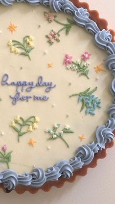 birthday cake , cake inspo, cake 2022 inspo , happy birthday , cakes for birthdays, Asthetic Cakes Girl, Cute Round Cakes, Small Round Cake Ideas, 15th Birthday Cakes Aesthetic, Teen Girl Birthday Cake Ideas, Pinterest Birthday Cake, Simple Cute Cakes, Cute Bday Cakes, Bake Aesthetic