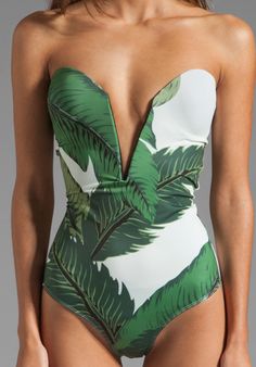 Gally Cook One Piece in Palm Print Beach Riot, Green Swimsuit, Bohol, Print Swimwear, Costume Intero, Cooler Look, Womens Bathing Suits, Revolve Clothing, Bustiers