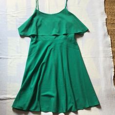 Nwt Green Ann Taylor Dress. It Has A Super Cute Flutter Top To It. There’s A Zipper Closure In The Back And The Straps Are Adjustable. I Bought This Dress Years Ago Because I Loved It But I Just Never Found The Right Occasion To Wear It. This Dress Deserves To Be Loved And Worn Out Somewhere! Casual Green Mini Dress With Flutter Sleeves, Chic Green Mini Dress With Flutter Sleeves, Green Flutter Sleeve Mini Dress With Ruffles, Green Mini Dress With Flutter Sleeves And Ruffles, Green Flowy Mini Dress With Ruffle Hem, Flowy Green Mini Dress With Ruffle Hem, Flowy Green A-line Mini Dress, Ruffle Shoulder Dress, Navy And White Dress