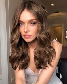 Longbob Hair, Light Golden Brown Hair, Carmel Hair Color, Golden Brown Hair Color, Golden Brown Hair, Real Human Hair Extensions, Balayage Blonde, Hair Color Light Brown, Light Hair Color