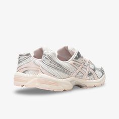 Brand: Asics Model: WMNS Gel-1130 Nickname: 'Silver Pack Pearl Pink / Blossom'Colorway: Cream / Silver / Pearl PinkSKU: 1202A505-100Release Date: 05/16/2024 Asics Gel 1130, Pretty Sneakers, Bday Gifts, Lover Girl, Jordan Shoes Girls, Pretty Shoes Sneakers, The Powerpuff Girls, The Powerpuff, Cute Lazy Day Outfits