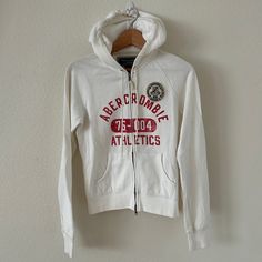 Womens Large Pit To Pit (Front Side) Approx. 17.5” Length Shoulder To Bottom Of Jacket Approx. 21.5” Excellent Condition. Never Worn Red Hoodie, Abercrombie Fitch, Hoodies Womens, Zip Ups, Jackets & Coats, Jackets For Women, Women Shopping, Clothes