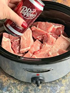 Dr Pepper Bbq Ribs, Slow Cooker Ribs, Pot Recipes Easy, Crock Pot Recipes, God Mat, Bbq Ribs, Crockpot Recipes Slow Cooker