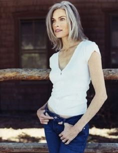 stunning gray hair styles for women Roxanne Gould, Going Gray Gracefully, Grey Hair Over 50, Gorgeous Gray Hair, Salt And Pepper Hair, Grey Hair Styles For Women, Hair White