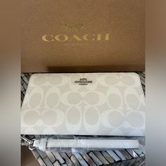 Nib This Coach Wallet Has So Much Storage And Is Such A Good Neutral! It Can Be Worn Alone Or Use As A Bag. The Set Retails For $350. Bundle Other New With The Tag Designer Bags, Clothing, Jewelry, And More For My Closet For An Offer! Items Ship, Same, Or Next Day Based On When You Order. Clothing Jewelry, Coach New York, Wallet Wristlet, Coach Wallet, Designer Bags, A Bag, White Silver, Coach Bags, Chalk