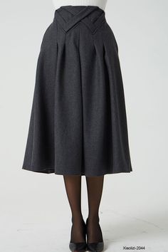 Gray Workwear Skirt With Pockets, Fall Gray Skirt With Pockets, Elegant Gray Skirt With Pockets, Midi Wool Skirt, Handmade Skirts, Fitted Coat, Fit And Flare Skirt, Winter Skirt, Skirt With Pockets