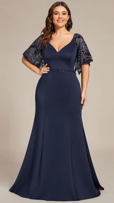 Formal Dresses For Women Over 50, Evening Gowns Formal Weddings, Quince Mom Dress, Plus Size Gala Dress Classy, Plus Size Formal Dresses For Wedding, Wedding Coursage, Plus Size Formal Gown, Formal Plus Size Dresses, Plus Size Evening Wear