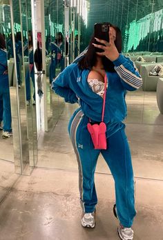 Sweat Suits Outfits, Blue Vibes, Glamour Style, Streetwear Fashion Women, Cute Swag Outfits