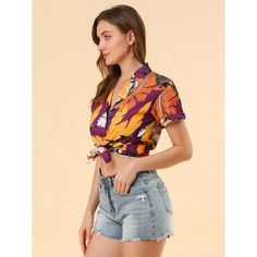 A great shirt to be paired with shorts or jeans. Enjoy the summer with the help of the Hawaiian leaf-printed shirt. Lend a touch of charm to your new season wardrobe with this shirt. Whether on carnivals, festivals, vacations, on the beach, or even at a theme party, you will certainly receive many compliments. Suitable for wearing to the beach.