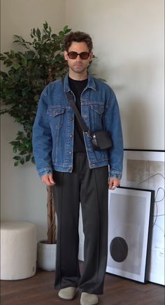 Denim Overshirt Men Outfit, Work Jacket Outfit Men Streetwear, Mens Denim Jacket Outfit Street Styles, Jean Jacket Men Outfit, Navy Outfit Men, Denim Jacket Outfit Mens, Denim Jacket Men Outfit