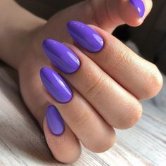 Fall Nail Colors: Captivating Purple 20 Ideas to Elevate Your Style - women-club.online Round Purple Nails, Nail Colors Purple, Purple Nail Colors, Powder Dip Nails, Emma Ross, Gel Colors, Solid Color Nails, Lavender Nails, Purple Nail