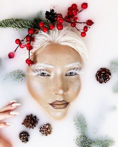 Yule Makeup Look, Yule Makeup, Yule Photoshoot, Wood Elf Makeup Looks, Elf Christmas Makeup, Snow Elf Makeup, Tiktok Makeup