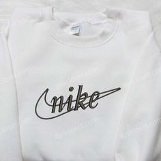 Custom Nike Embroidered Sweatshirt, Nike Inspired Embroidered Shirt, Best Birthday Gift Ideas Nike Embroidered Sweatshirt, Best Birthday Gift Ideas, Nike Stuff, Sweatshirts Nike, Nike Inspired, Embroidered Apparel, Embroidered Items, Sweatshirt Nike, Maroon Hoodie