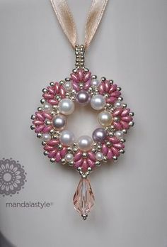 Beaded Pendants, Super Duo Beads, Twin Beads, Duo Beads, Super Duo, Beading Jewelery, Bead Pendant, Metallic Pink, Beads And Wire