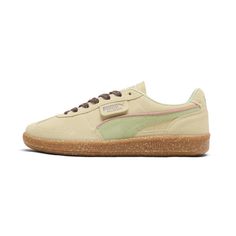 Puma Super Team Og, Retro Beige Sneakers With Gum Sole, Leather Sneakers Women's, Unisex Shoes Sneakers, Puma Palermo, Essential Clothing, Unique Sneakers, Shoes Outfit Fashion, Green Sneakers