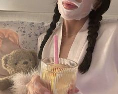 ماثيو ماكونهي, روتين العناية بالبشرة, Night Routine, Girls Life, Drinking Glasses, Just Girl Things