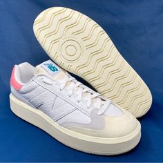 New Balance 302 White Pink Leather Low Top Casual Shoes (Ct302oc) Men's Sizes 9.5/10.5/11 Condition: Brand New Never Worn Includes: Insoles & Laces. Size: Men's Sizes 9.5/10.5/11 Style Code: Ct302oc Tracking Will Be Available Within 24hours After Purchase Guaranteed. From A Pet Free And Smoke Free Home, Secured For A Safe Delivery. Every Shoe Is Authentic With Proof Of Purchase. Feel Free To Ask Questions Or For More Detailed Pictures, I'd Be Happy To Assist You The Best I Can. New Balance White Modern Sneakers, Modern White New Balance Sneakers, White Skate Shoes With Textured Sole And Round Toe, Modern White Skate Shoes With Cushioned Footbed, Modern White Skate Shoes With Textured Sole, New Balance White Skate Shoes With Rubber Sole, White New Balance Skate Shoes With Cushioned Footbed, Cushioned White New Balance Skate Shoes, White Cushioned New Balance Skate Shoes