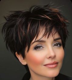 Brunette Hair Color With Highlights, Edgy Bob Haircuts, Short Spiky Hairstyles, Short Shaved Hairstyles, Short Hair Trends, Bangs With Medium Hair, Short Haircut Styles, Messy Short Hair, Short Hair Pixie Cuts