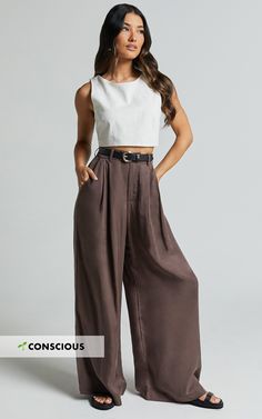 Elevate your everyday style with our Clarke Pants in Slate! These high waist wide leg pants are the epitome of casual sophistication, perfect for any occasion. Crafted from soft Tencel fabric, these relaxed pants offer both comfort and style. The full length design adds a touch of elegance to your look, while the versatile grey shade makes them easy to pair with any top or shoe. Embrace your individuality and feel empowered in these must-have trousers that effortlessly combine fashion and functi Gray High-waisted Wide Leg Summer Pants, Gray High-waisted Wide Leg Pants For Summer, Spring Gray High-waisted Wide Leg Pants, Chic Gray Wide-leg Pants, Wide Leg Pants For Business Casual In Summer, Casual Wide-leg Culottes For Business Casual, Casual Wide Leg Culottes For Business Casual, Chic Gray Ankle-length Pants, Casual Business Wide Leg Culottes