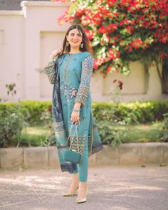 One-of-a-Kind Elegance: Discover the Most Beautiful Unique Dress Trends Suits For Eid, Aaniat Khalid, Plazzo Suits, Blouses Designs, Eid Party, Embroidered Shirts, Crochet Cable