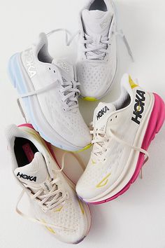 Clifton 9 Hoka, Preppy Running Shoes, Cute Hoka Shoes, Pink Hoka Shoes, Preppy Tennis Shoes, Preppy Outfits Spring, Colorful Tennis Shoes, Cute Shoes Women, Comfy Tennis Shoes