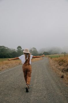 Retro oversized overalls. Baggy vintage inspired brown overalls. 1990's street style women. Grunge fashion ideas for winter and summer! Includes a front pocket and vintage brass buttons. Summer outfit ideas. Retro jumpsuit. Organic clothing. Sustainable fashion. Road less travelled. Overalls Brown, Brown Overalls