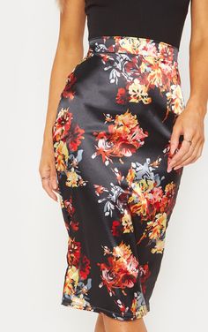 Black Satin Floral Print Pencil Skirt PrettyLittleThing USA Pencil Skirt Outfits Casual, Pleated Satin Skirt, Silk Pencil Skirt, Long Satin Skirt, Satin Pencil Skirt, Pencil Skirt Outfits, Midi Pencil Skirt, Printed Pencil Skirt