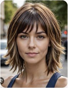 Womens Hair Over 50, Blended Bob Hairstyles, Short Cuts For Straight Hair, Short Shaggy Bob Haircuts, Choppy Layered Haircuts For Medium Hair, Hot Mom Haircut, Bang Haircuts, Mom Hairstyles Short, Layered Shaggy Bob