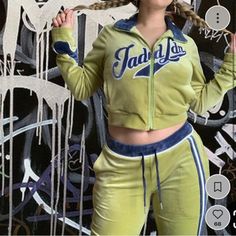 Totally 2000s Green Velour Track Suit! So Soft And Comfortable. Great Outfit For Chilly Days. Top Is A Uk 6 & Bottoms Are A Uk 8. In Great Condition No Noticeable Flaws. Dm With Any Questions. (Selling Together Only) Tags: Y2k That’s Hot Paris Hilton Wet Seal Dkny Vintage Forever 21 Charlotte Russe Eye Candy Express Playboy 2000s 90s Green Tracksuit Velour Cropped Jacket Zip Up Kim Kardashian Green Tracksuit, Outfit Ideas February, Missguided Outfit, Mujeres Tattoo, Y2k Fits, Jaded London, 2000s Fashion Outfits, Track Suit, Streetwear Y2k