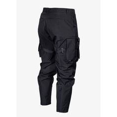 "Hinagi" cargo pants - For an authentic techwear style Choose creativity by choosing the "Hinagi" Techwear cargo pants. Are you looking for creativity in the way you dress? If so, then you don't need to go far, as it is right at your fingertips. In fact, fashion has undergone a great evolution over time. It is no longer a question of dressing simply, but of standing out from the crowd with a creative work. But, how can you do that if you always use the same clothing styles as everyone else? Here Techwear Cargo Pants, Techwear Pants, Pantalon Cargo, Military Inspired, Cargo Pant, Type Of Pants, Clothing Styles, Everyone Else, How Can