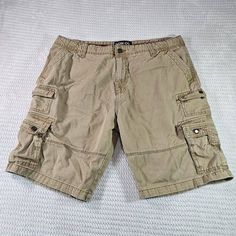 Iron Co Cargo Shorts Mens 38 Tan Casual. Gently Used Condition ~ Super-Fast Shipping, Ships The Same Or Next Business Day! ~ All Items Come From A Smoke Free Home. ~ Willing To Offer Bundle Discounts And Combined Shipping. ~ All Clothing Items Are Washed Unless New With Tags. ~ All Clothing Items Are Sealed After Photographs. ~ Measurements Are Provided To Ensure Fit, See Photos! ~ Please Feel Free To Ask Any Questions You May Have. ~ If You Are Unhappy With Your Purchase, Please Feel Free To Re Shorts Men Streetwear, Ideal Closet, Men Fashion Casual Outfits, Fit Inspo, Mens Streetwear, Fitness Inspo, Men Fashion, Cargo Shorts, Fashion Casual