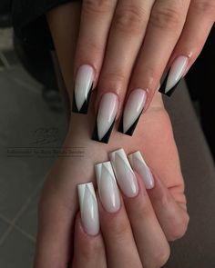 fall french nails coffin Fall French Nails, French Nail Ideas, Classic Nail Designs, Classic Nail Art, Encapsulated Nails, Nail Effects, French Nail Art, Mermaid Nails, Classic Nails