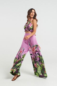 Hawaiian Lily Palazzo Pants - shopsigal Hawaiian Outfits, High Waisted Palazzo Pants, Models Outfits, Aloha Dress, Hula Skirt, Paper Bag Pants, Singer Fashion, Bag Pants, Baddie Tips