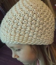 popcorn beanie 1 Circle Loom Projects, Knitting Loom Patterns, Popping Popcorn, Hat Loom, Loom Knitting Patterns Hat, Circle Loom, Circular Loom, Loom Knitting Stitches, Child Hat