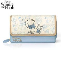 Winnie The Pooh Artwork, Winnie The Pooh Decor, Disney Purses, Cozy Things, Disney Purse, Disney Clothes, Disney Bags, Disney Artwork