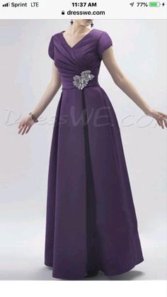 Protocol Dresses, Gown Dress Design, Long Gown Design, Classy Gowns, Fancy Dresses Long, Indian Gowns Dresses, Evening Gowns Elegant