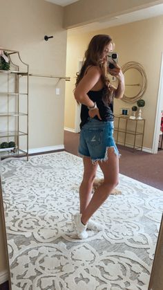 The summer shorts you need the perfect length. Not too short like most shorts running true to size kenzie wore a small Women Encouragement, Too Short, Summer Shorts, Online Purchase, Pretty Outfits, Spring Outfits, Clothing Items, To Grow, Jean Shorts