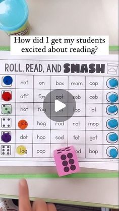 a video demonstrating how to use the roll read and smash game for kids with pictures on it