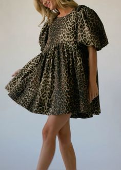 Cute Concert Outfits, Secret Dress, Dress Leopard, Striped Rompers, Puffed Sleeves Dress, Printed Denim, Clothing Styles, Festival Outfit, Collar Dress