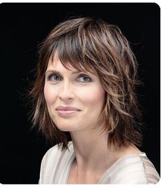 Hairstyles For Thinning Hair, Modern Shag Haircut, Shaggy Short Hair, Choppy Bob Hairstyles, Chin Length Hair, Hair For Women, Edgy Short Hair, Shag Hairstyles