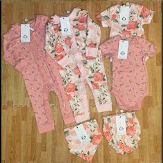 Bnwt Super Adorable Lot Of Baby Girl Clothing By Gerber Modern Moments. You Will Receive: 2 Size 12 Month Short Sleeve Onesies, 2 Size 12 Month Long Sleeve Sleepers, 1 Diaper Cover (Size 12 Months), And 1 Bib. All Coordinating Pieces. Items Come From A Smoke Free, Pet Friendly Household But Are Stored Away From My Pets. Thanks For Stopping By! :) Star Wars Onesie, Cute Apartment, Thanksgiving Food, Gerber Baby, Boy Onesie, Pride Rainbow, Newborn Outfit, New Baby Girls